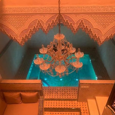 Super Riad Avec Piscine Interieure Marrakesh Eksteriør bilde