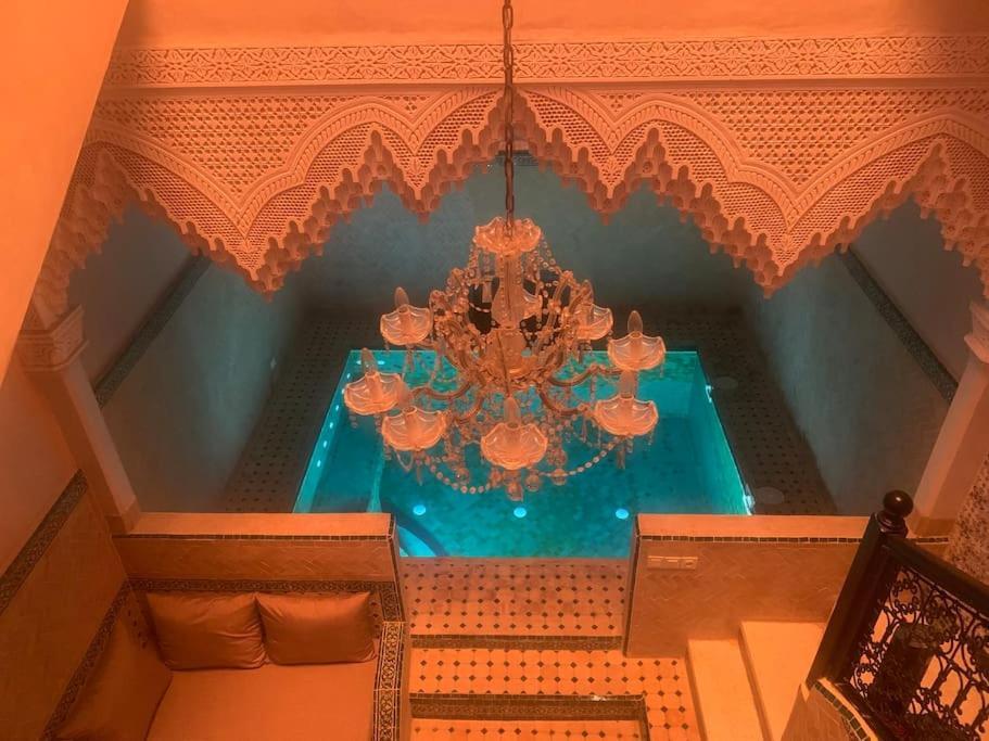 Super Riad Avec Piscine Interieure Marrakesh Eksteriør bilde