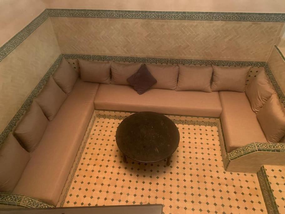 Super Riad Avec Piscine Interieure Marrakesh Eksteriør bilde